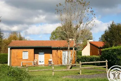 Image de Charmant Gîte à la Campagne avec Cheminée, Terrasse et Jardin - Animaux Bienvenus