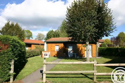 Image de Gîte avec Cheminée, Terrasse et WiFi - Animaux Acceptés