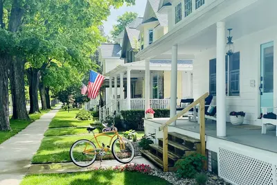 Image de Frankfort Family Surf Cottage