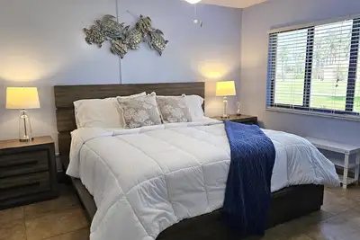 Image de Ov 1111 Golf View View Condo-Paradise Location de vacances à Ocean Village