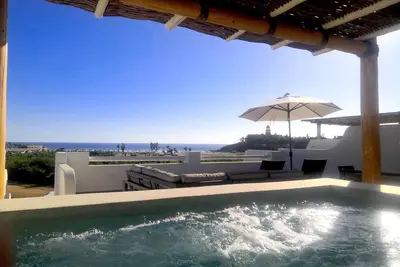 Image de Encanto Penthouse⛱ piscine, bain à remous sur le toit et couchers de soleil