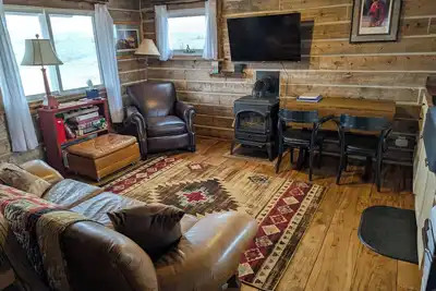 Image de Log Cabin Sleeps 2-7  Base of Beartooth Mtn Near Cody Wy & Yellowstone Natl Park