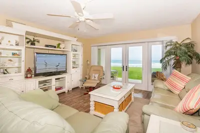 Image de Southwinds # 104 - Oceanfront, magnifique condo de 2 chambres et 2 salles de bain.