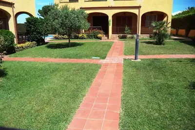 Image de Appartement pour 4 pers. avec piscine commune à L'Escala à 600 m de la plage