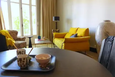 Image de Appartement élégant et confortable au cœur de Vichy, près de l'Opéra et des Parcs Napoleon Iii