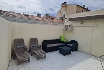 Image de 2 Pieces Great Terrace Rooftop Full City Center