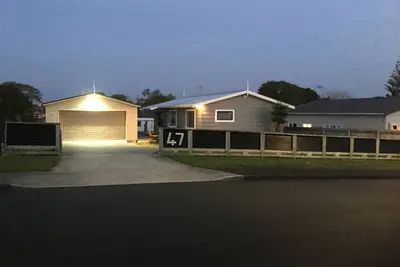Image de 47 Hooper Ave Pukekohe, Sleeps 13