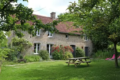 Image de Maison Normande : 4 Chambres, Jardin, Activités, Tout Inclus!