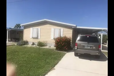 Image de Canal Front Home, accès direct au golfe avec véranda et quai