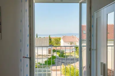 Image de Sunny Beach Home Zoric, maison moderne à deux étages confortable et moderne-umeneeu