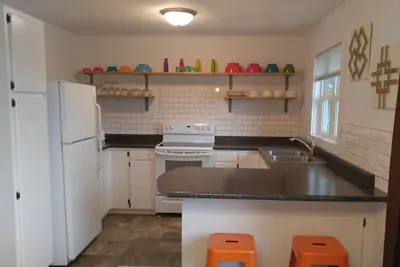 Image de Magnifique 3 chambres 1 salle de bain à la maison à 5 min des hôpitaux et de la capitale de l'état du Nord
