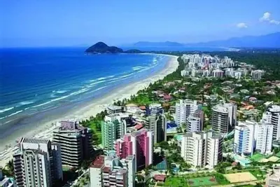 Image de Appartement de 3 chambres avec air conditionné, près de la plage et une suite