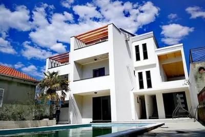 Image de Appartement dans Biograd na Moru avec terrasse, Climatisation, Wifi (4805-2)