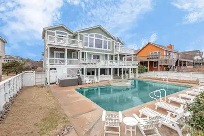 Image de Seascape | Oceanfront | Carolina Dunes | Canard | 20 couchages