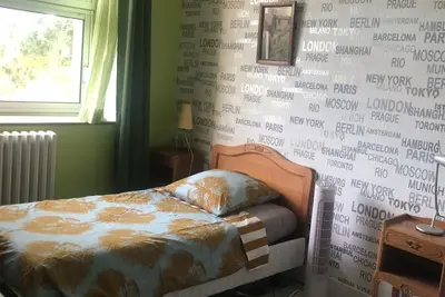 Image de Chambres au calme à 10 minutes du C. Ville