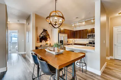 Image de Mountain Modern Luxury - 3br | 2ba | Garage attenant près de Denver Tech Center / Parker