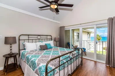Image de Seven Mile Beach - Nouveau condo rénové BeachView à Sunset Cove