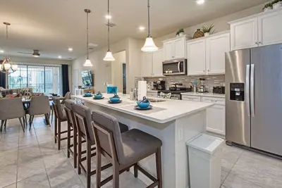 Image de Maison neuve de 7 chambres à coucher près d'Orlando.