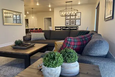 Image de Spacieux condo neuf - Belle vue au coeur de Dillon