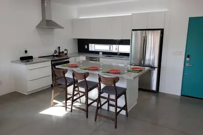 Image de Toute nouvelle maison moderne 2b / 2b dans un quartier historique du centre de Phoenix