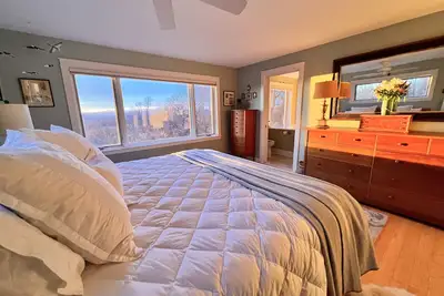 Image de Maison merveilleusement confortable avec vue sur la montagne, Middlebury \/ Cornwall, Vermont