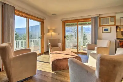 Image de Condo avec bain Ă remous, minutes Ă Story Land & Cranmore!