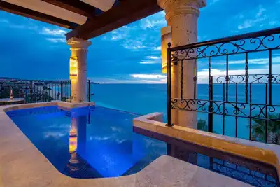 Image de Penthouse De 3 À 4 Chambres Au Paradis! Spectaculaire Ocean Front Resort Sur Beach, Medano Beach! Washington. . .