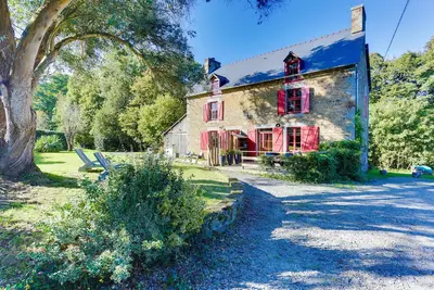 Image de Maison Vacances 15 min de la mer entre Mont St Michel et Saint Malo (à Tribord)