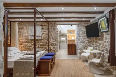 A - studio spacieux et luxueux au coeur de Split