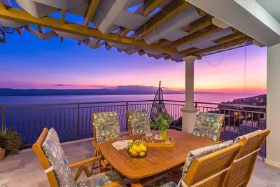Image de Villa S&A with heated private pool, playground