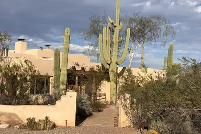 Image de Nouveau! Retraite Adobe authentique au ranch No Way Dude