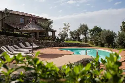 Image de Villa avec vue imprenable sur le lac Trasimène