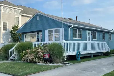 Propre comme une épingle et l'une des meilleures offres pour un 3 chambres à Stone Harbor!