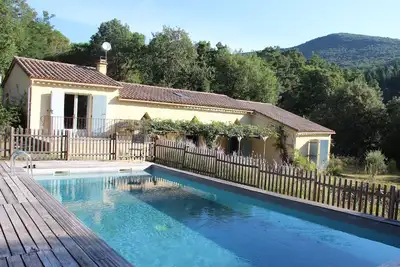 Image de Maison avec piscine chauffée dans le Val d’Emeraude