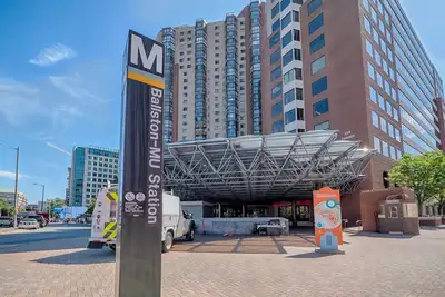 Image de National at Ballston Place
