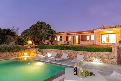 Image de Villa à Santa Teresa Gallura avec 5 chambres à coucher, 10 couchages