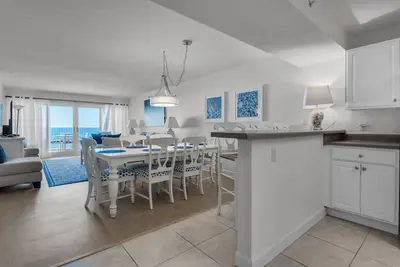 Image de Sandy Key 413: 2 Br / 2 Ba Gulf Front Condo à Perdido Key, Fl 6 personnes