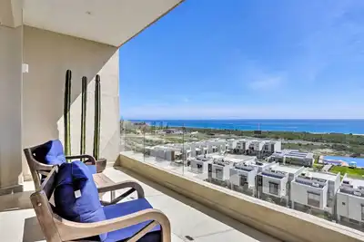 Image de Nouveau! Luxe Cabo Condo w / Vues sur la mer + commodités!