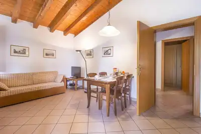 Image de Folaghe 4, appartement avec terrasse donnant sur le bosquet