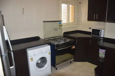 Image de Cozy 3br Penthouse 200m à The Village Compound près de Auc & Point 90 Mall