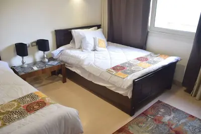 Image de Appartement 2br spécial 145m au Village Compound