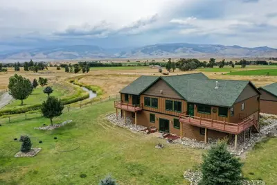 Image de Whoa there partner, vous avez trouvé la location de vacances la plus mémorable à Sw Mt!