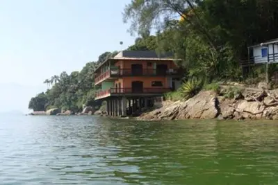 Image de Maison sur l'île de Jaguanum -05 Chambres & 04 Salles De Bains