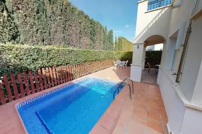 Image de Familles 2 chambres 2 salles de bain Villa avec piscine privée