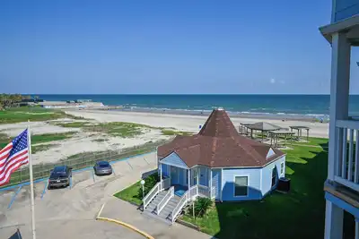 Image de Ocean View Condo avec vue imprenable sur la plage