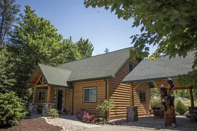 Image de Log Linkin @ Spring Brook Resort | Incroyable 5br Home by Golf Course