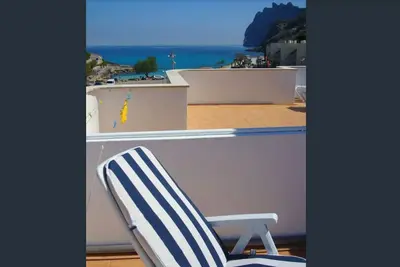 Image de Penthouse à Cala Sant Vicenç, Pollensa. 25 m2 + terrasse 55m2