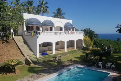 Image de Casa Ilhabela Sea Front-South Island - Près de la plage de Curral