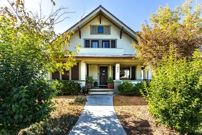 5th & Vine, Artisan classique au style moderne!