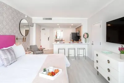 Image de Nouveau Studio, Cuisine, Coconut Grove, Parc / Piscine Gratuit